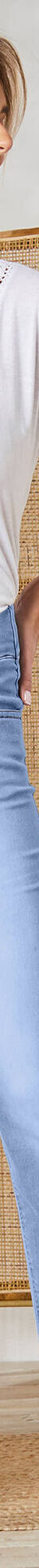 Jean bootcut ultra stretch, maille effet jean, grande stature (bleached) Jean bootcut ultra stretch, maille effet jean, grande stature (bleached)